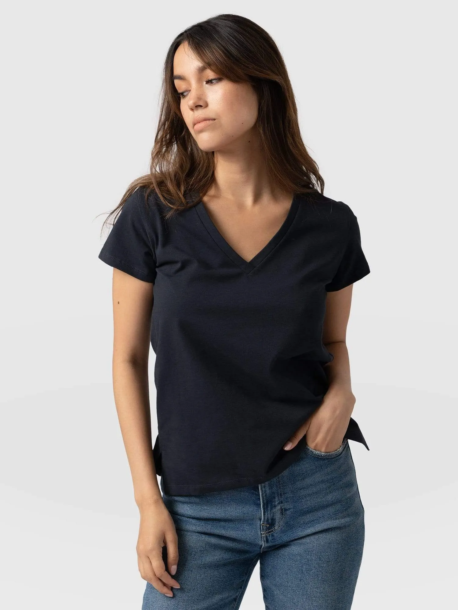 Apartment Tee - Navy