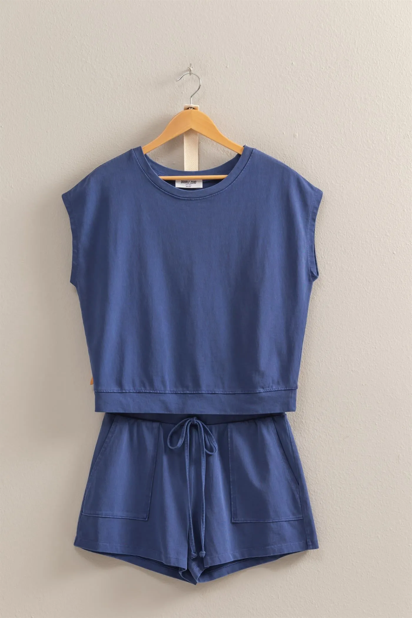 DZ25A913-SET-Matching Top And Shorts Set