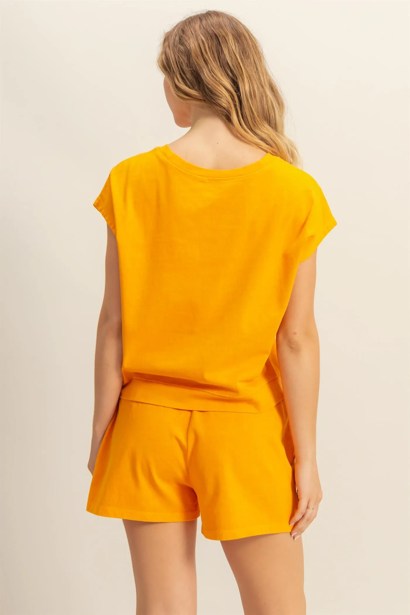 DZ25A913-SET-Matching Top And Shorts Set