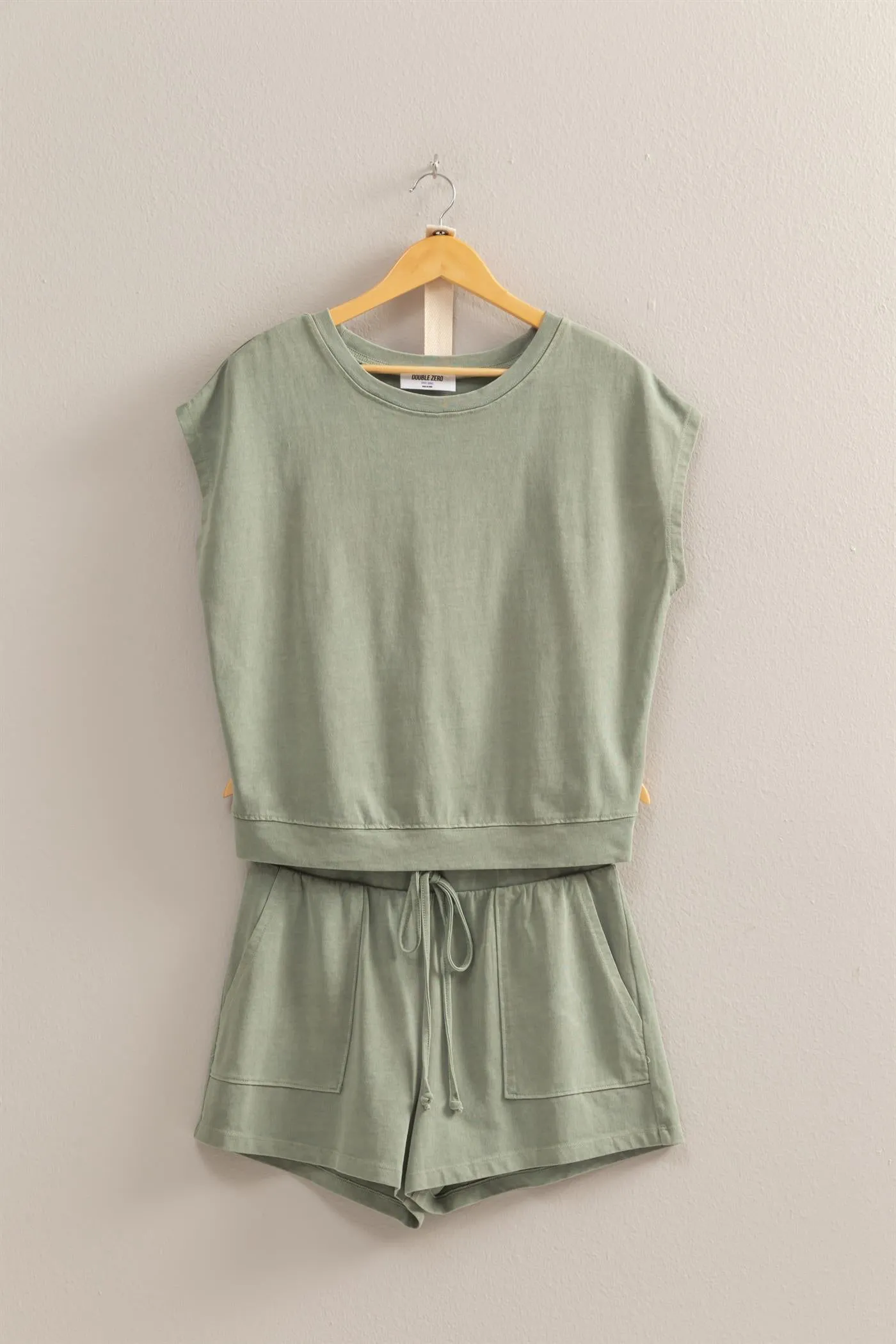 DZ25A913-SET-Matching Top And Shorts Set