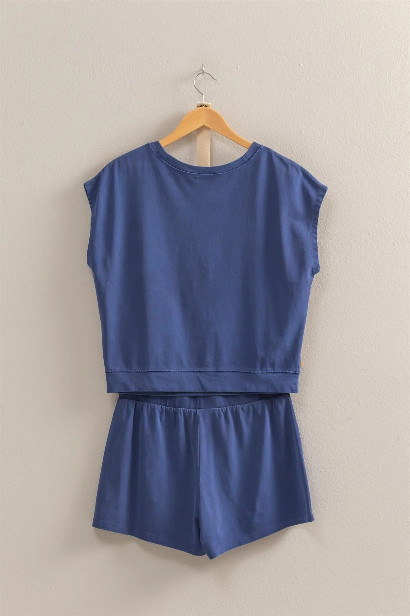 DZ25A913-SET-Matching Top And Shorts Set