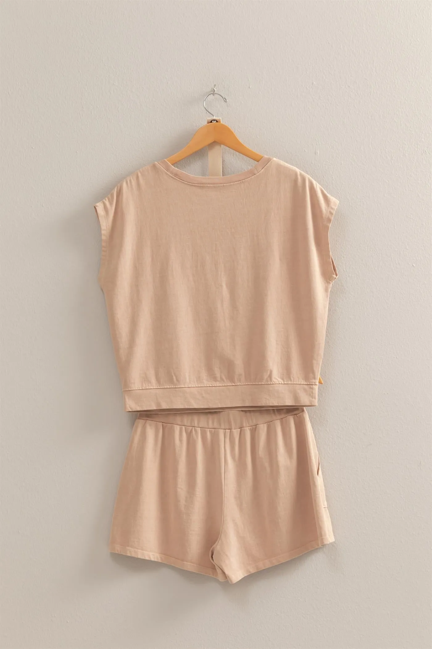DZ25A913-SET-Matching Top And Shorts Set