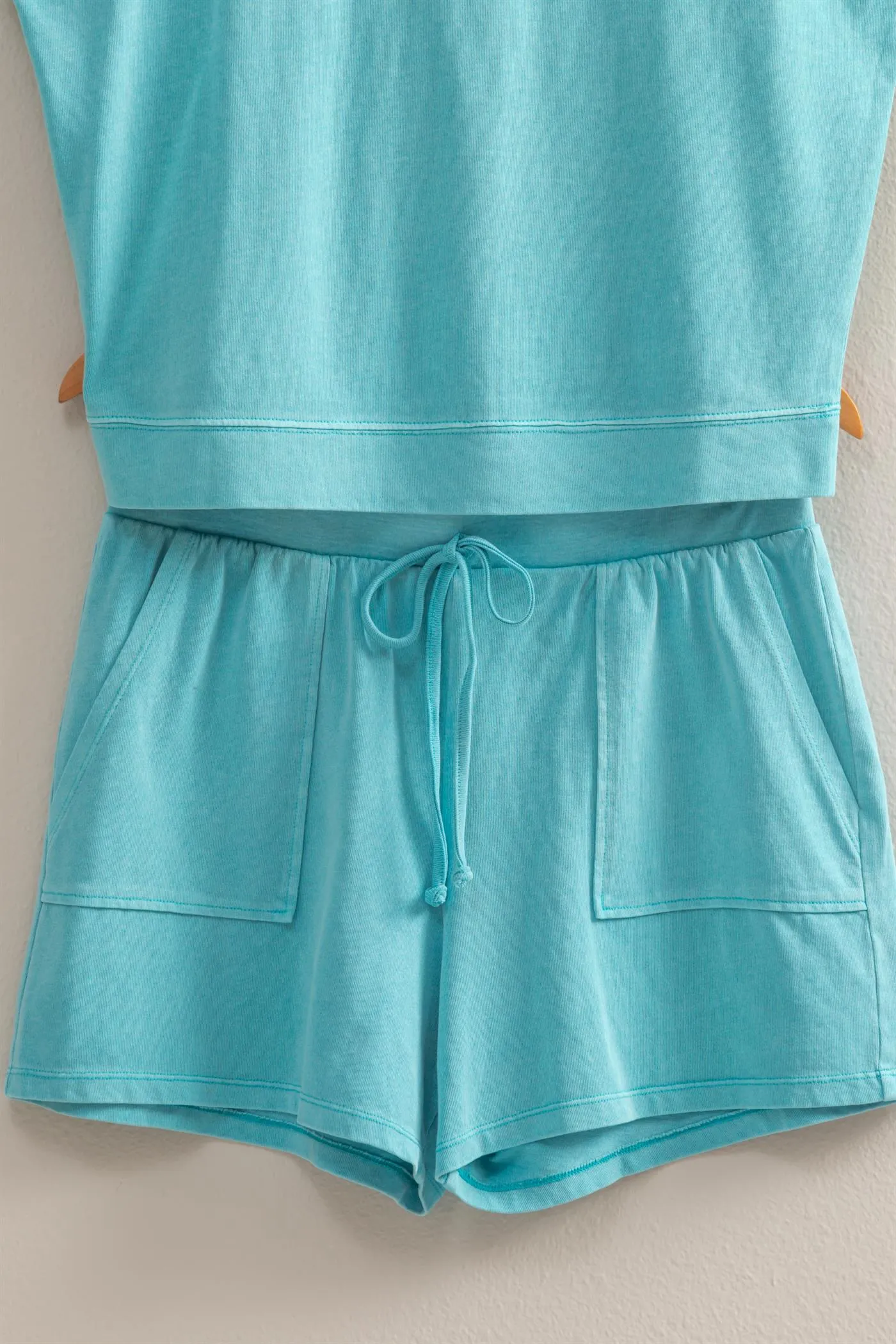 DZ25A913-SET-Matching Top And Shorts Set