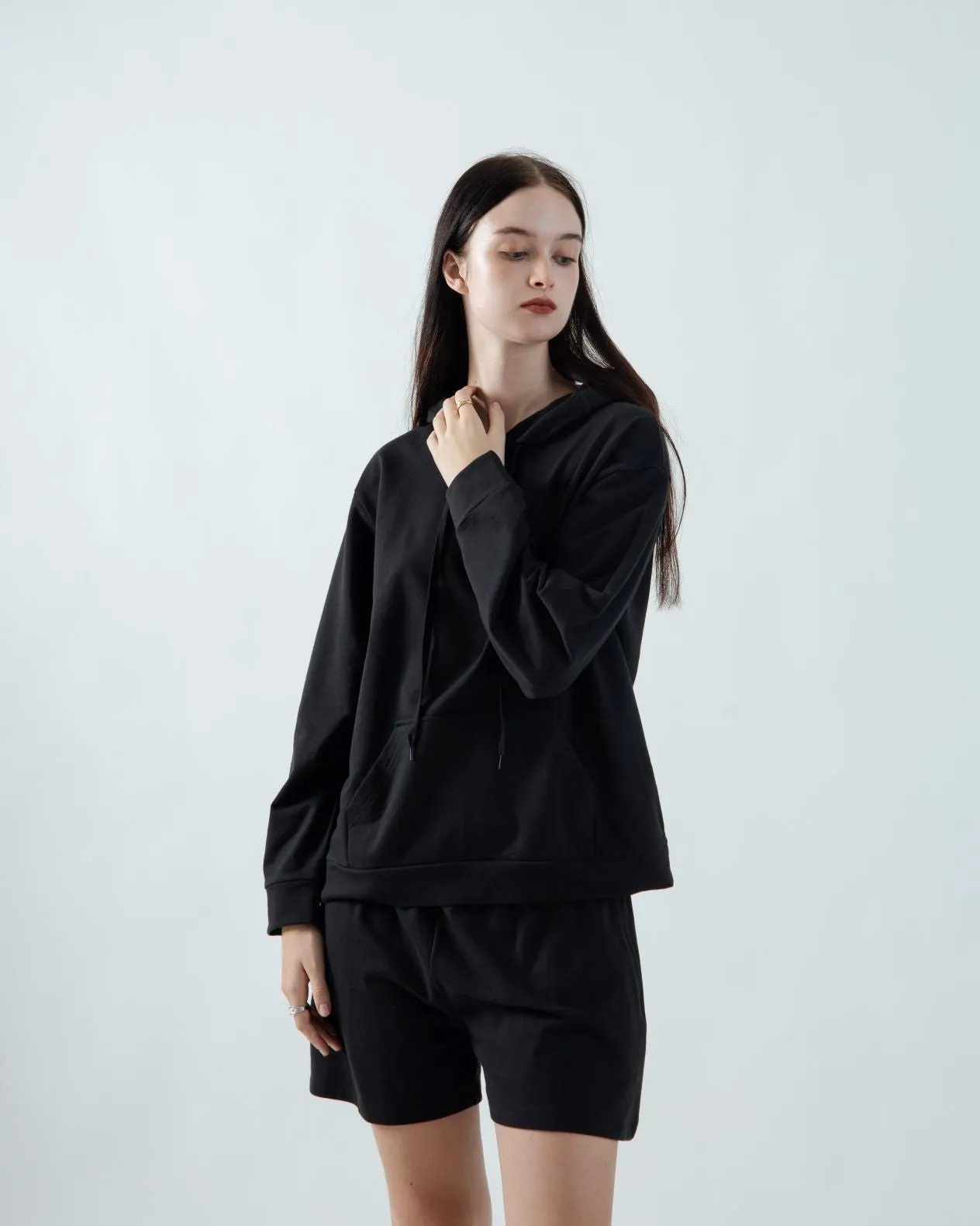 Elastic Waist Cotton Wide Leg Shorts (Black)
