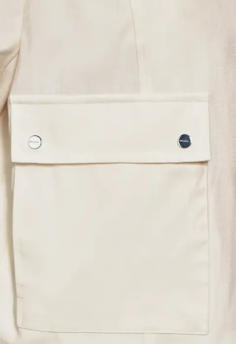 STREET ONE<BR>
Light Jacket<BR>
White<BR>