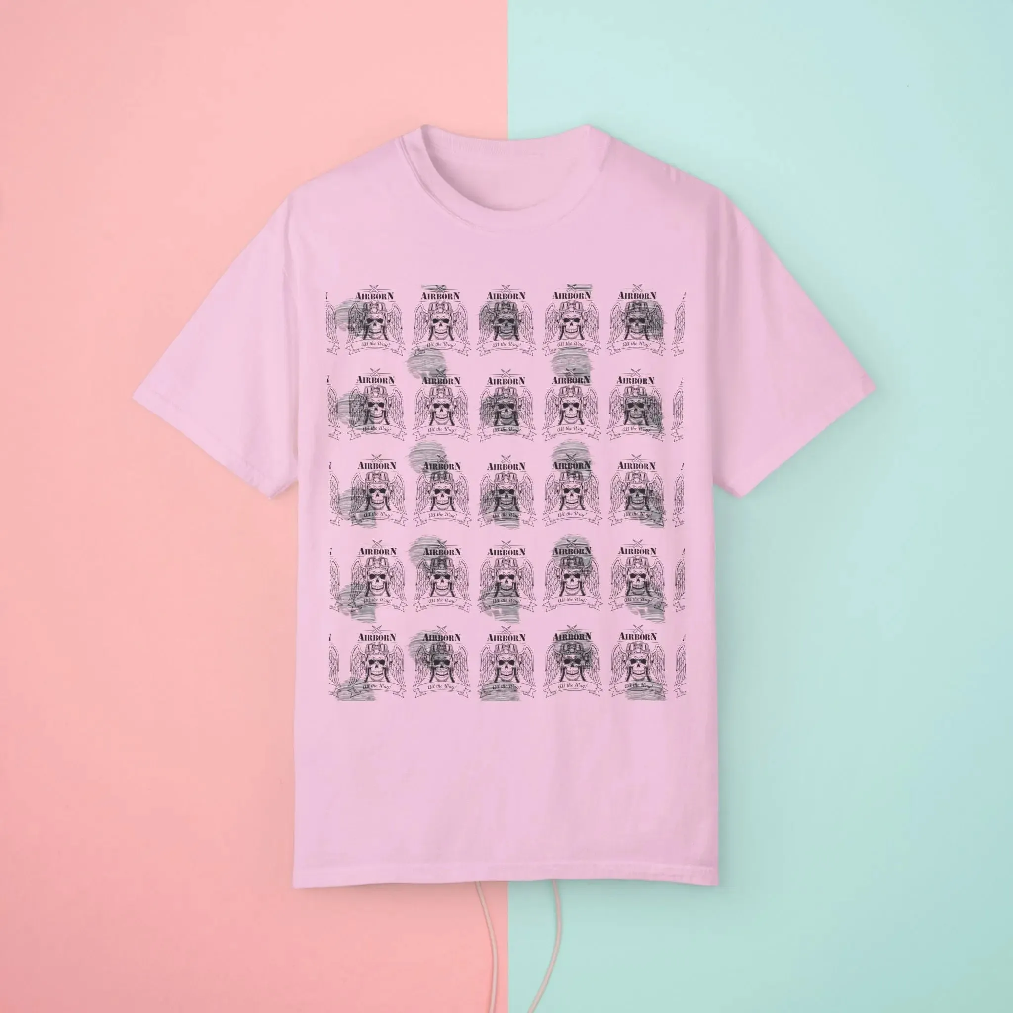 T-shirt Unisex Garment-Dyed Skull Pattern, Soft-Washed Cotton Tee for Everyday Wear, Great Gift for Halloween or Casual Outfits