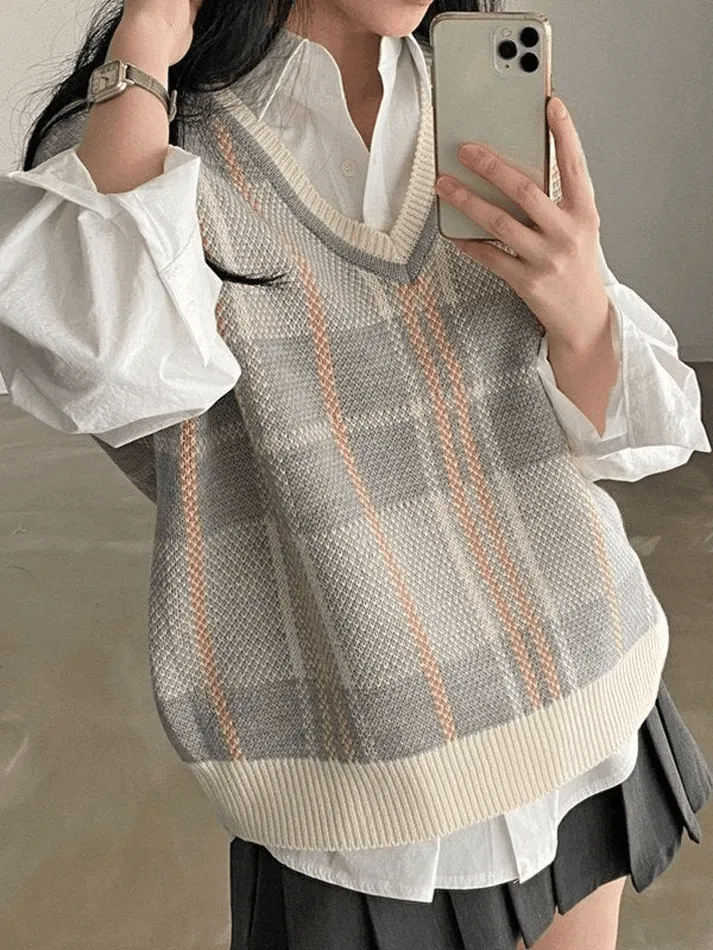 Vintage Checkered V Neck Sweater Vest