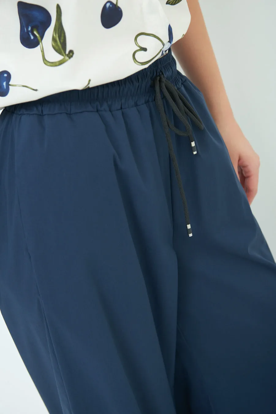 Wide-leg drawstring pants wholesale