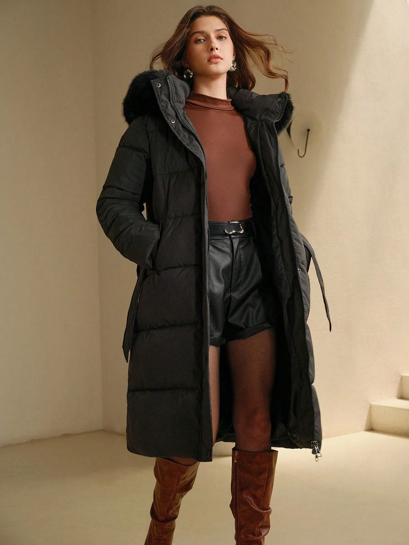 Women's Casual Padded Jacket with Fur Collar and Hood for Winter Seasons Lightweight