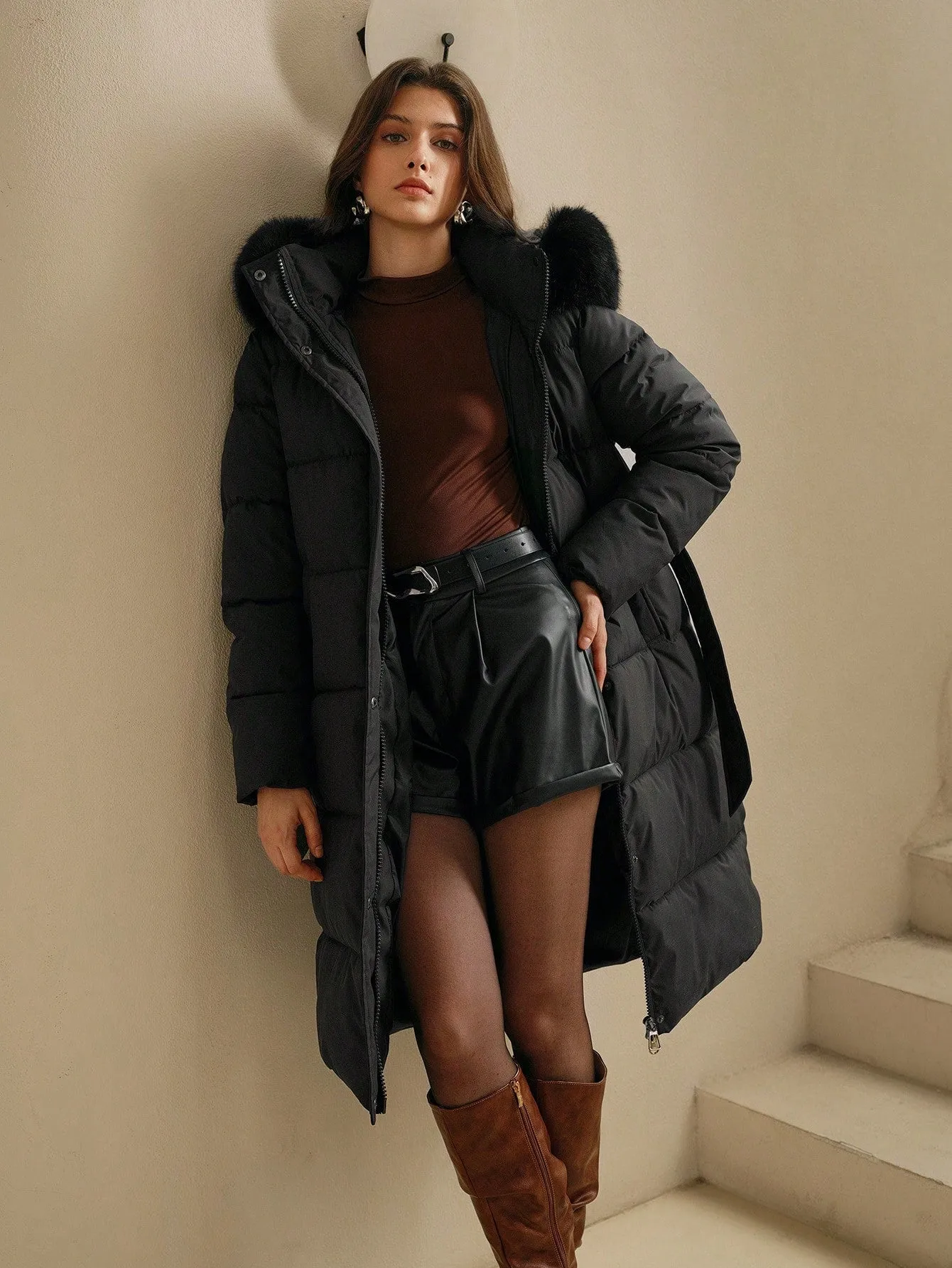 Women's Casual Padded Jacket with Fur Collar and Hood for Winter Seasons Lightweight