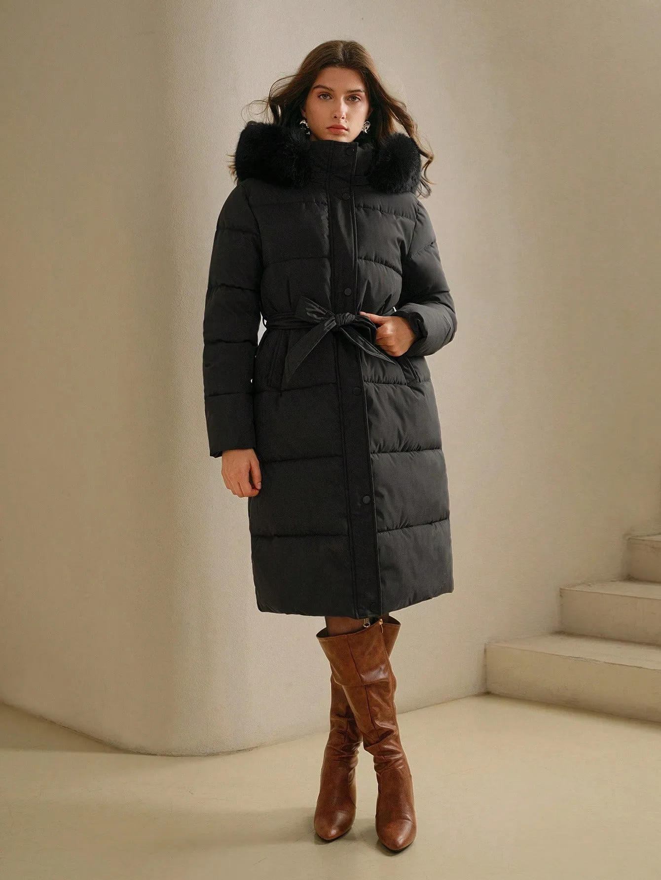 Women's Casual Padded Jacket with Fur Collar and Hood for Winter Seasons Lightweight