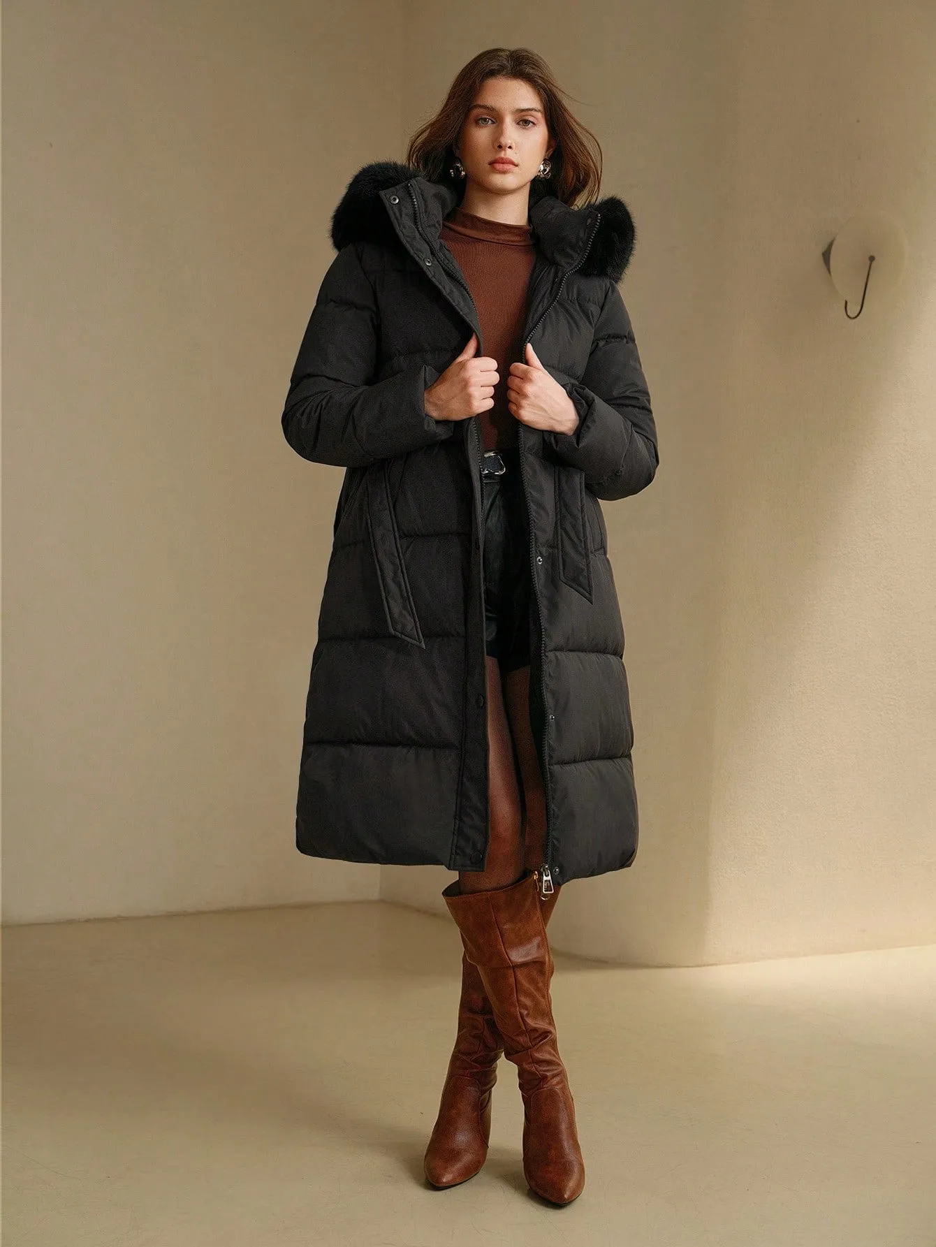 Women's Casual Padded Jacket with Fur Collar and Hood for Winter Seasons Lightweight