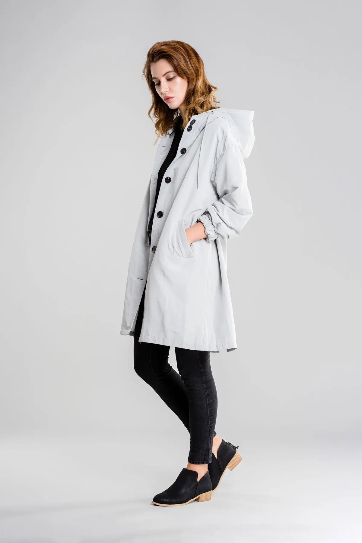 Women's Stylish Waterproof Windbreaker Oversized Rain Coat with Hood | Perfect for Outdoor Activities